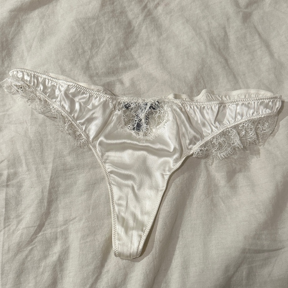 Kiki De Montparnasse White Lace Inset Thong